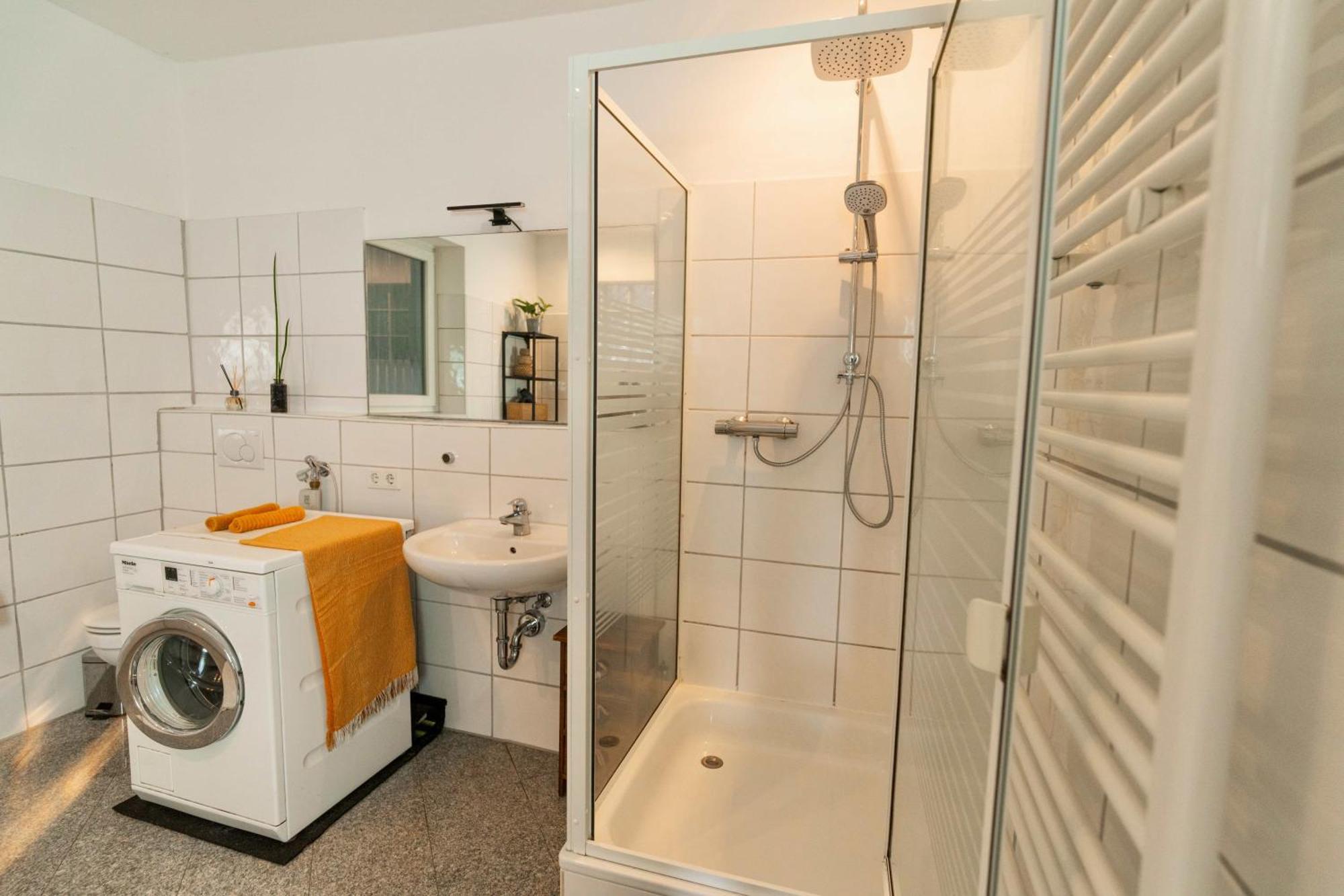 Urban Apartment - Stilvoll & Im Herzen Der Stadt เบรเมอร์ฮาเฟิน ภายนอก รูปภาพ
